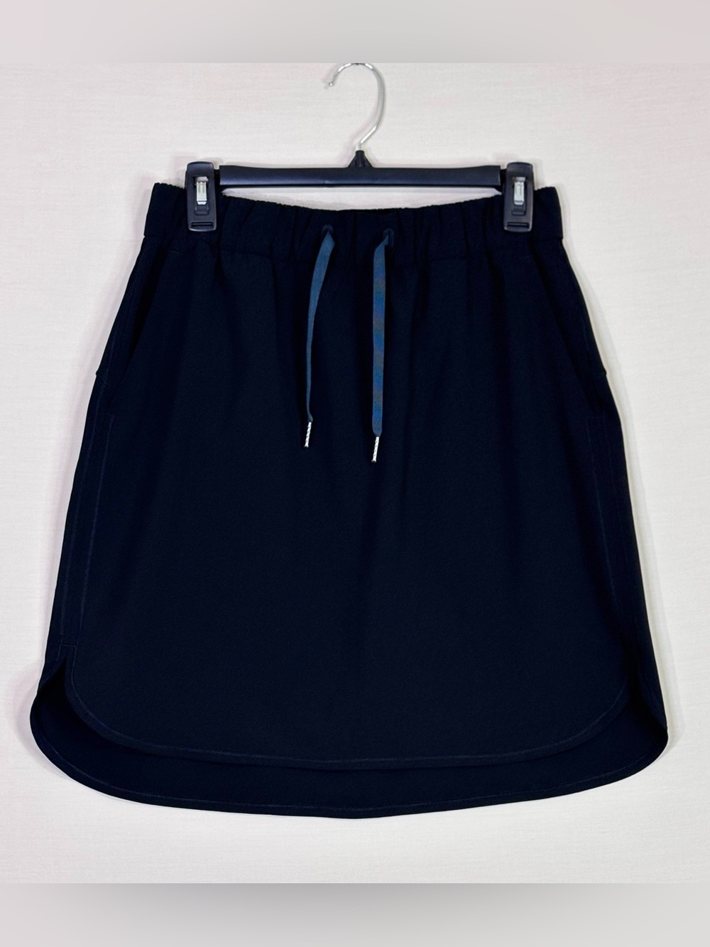 Lululemon Navy Everyday Active Travel Skirt Drawstring Size 8
